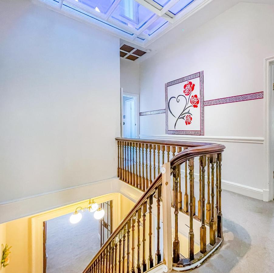 *Rd9Bc* For Your Most Relaxed & Cosy Stay + Free Parking + Free Fast Wifi * Лідс Екстер'єр фото
