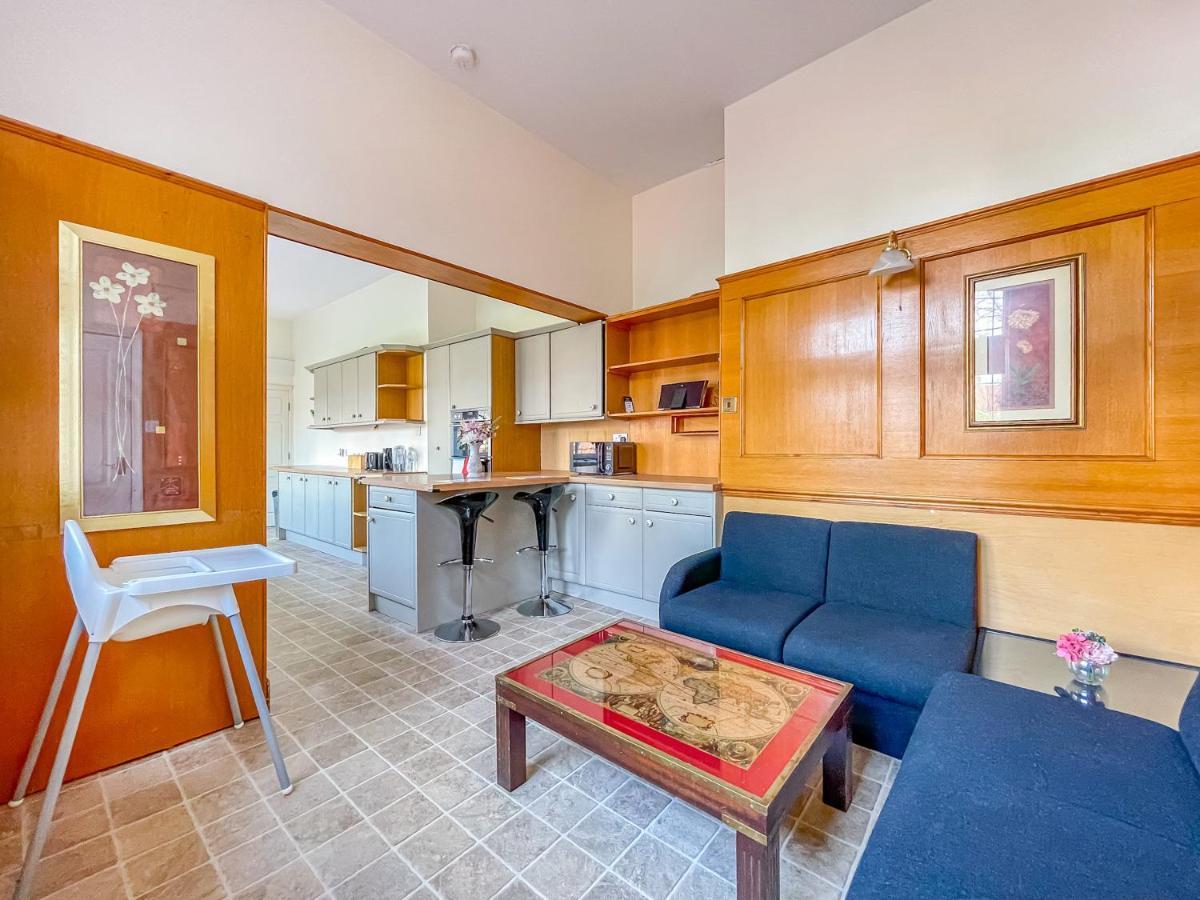 *Rd9Bc* For Your Most Relaxed & Cosy Stay + Free Parking + Free Fast Wifi * Лідс Екстер'єр фото